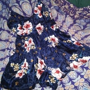 Rue 21 romper crushed velvet sz L NWOT